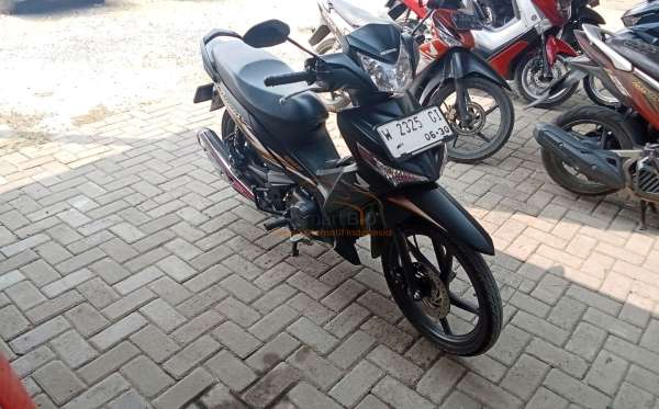 HONDA SUPRA X
