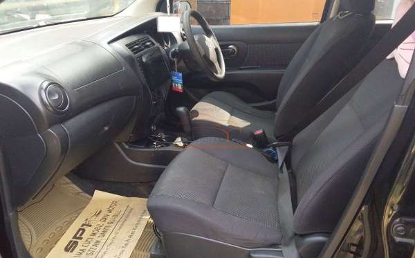 NISSAN  LIVINA GRAND  SV 1.5