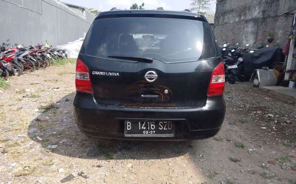 NISSAN  LIVINA GRAND  SV 1.5