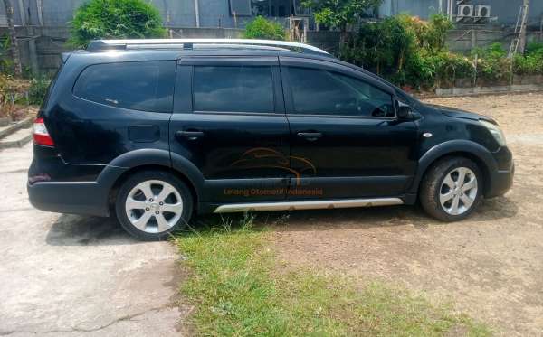 NISSAN GRAND LIVINA 1.5 X – GEAR