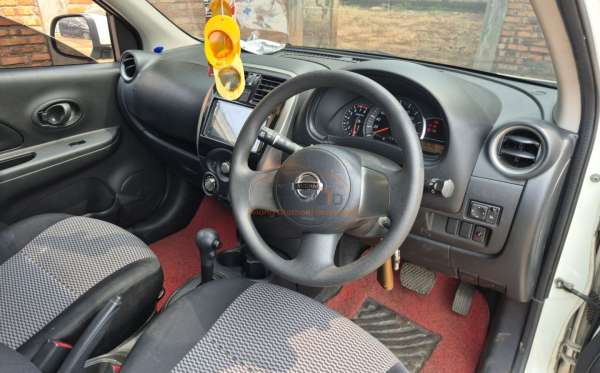 NISSAN MARCH 1.2