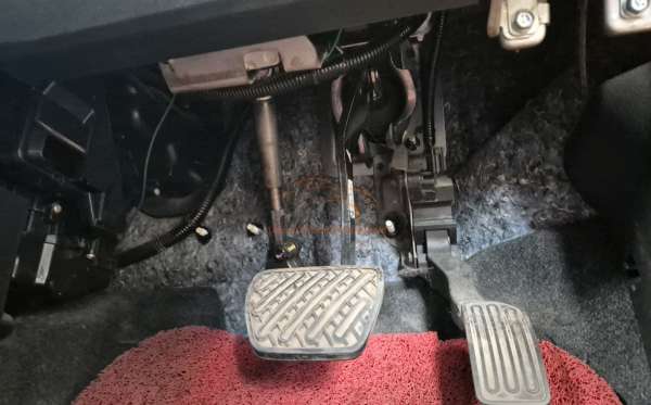 NISSAN MARCH 1.2