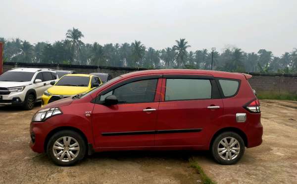 SUZUKI ERTIGA