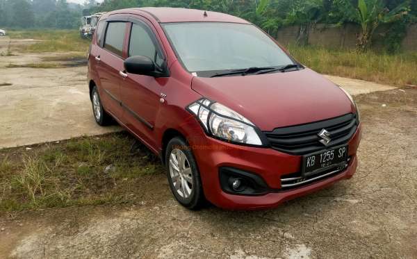 SUZUKI ERTIGA