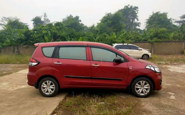 SUZUKI ERTIGA