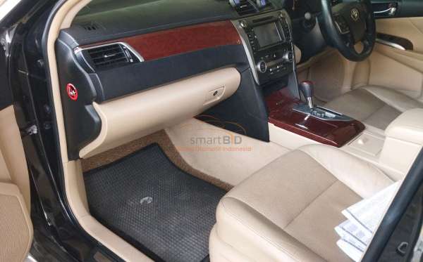 TOYOTA CAMRY V 2.5