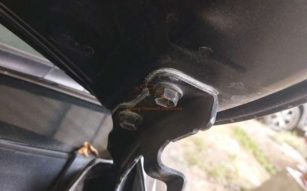 TOYOTA CAMRY V 2.5