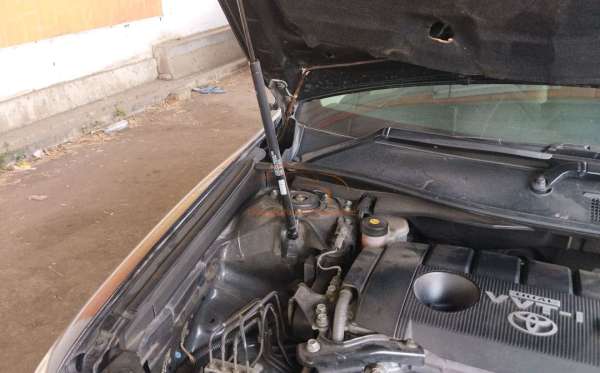 TOYOTA CAMRY V 2.5