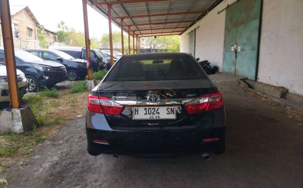 TOYOTA CAMRY V 2.5