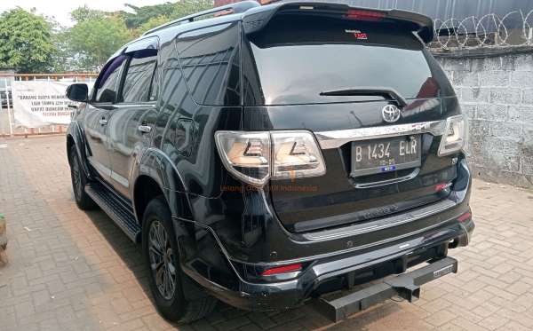 TOYOTA FORTUNER G 2.5