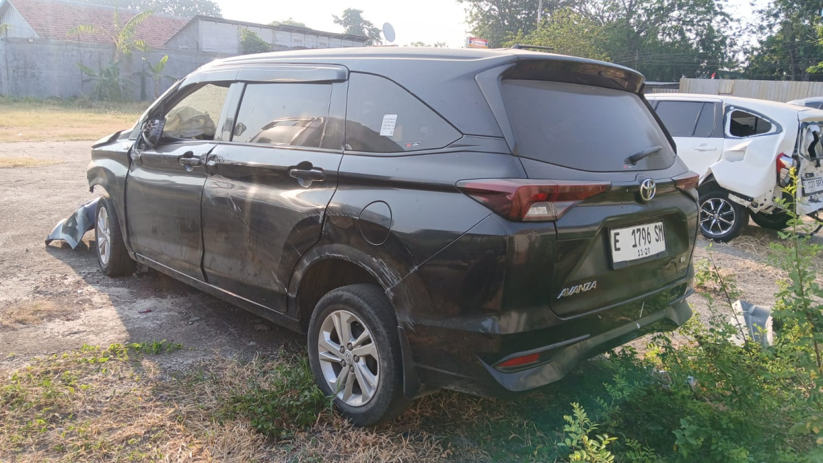 TOYOTA  AVANZA  1.3 E