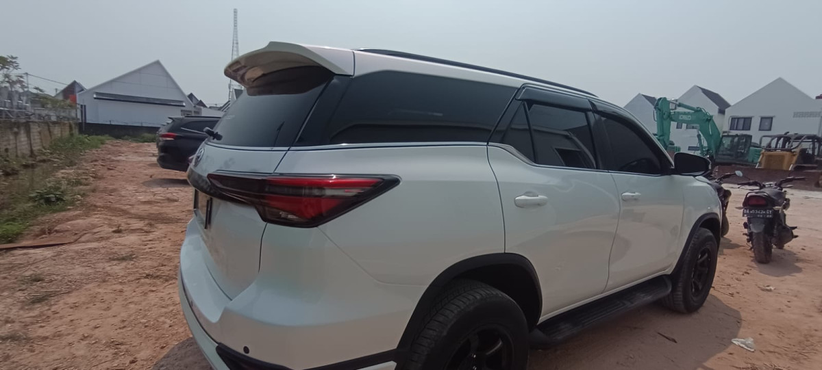 TOYOTA FORTUNER  2.4 VRZ