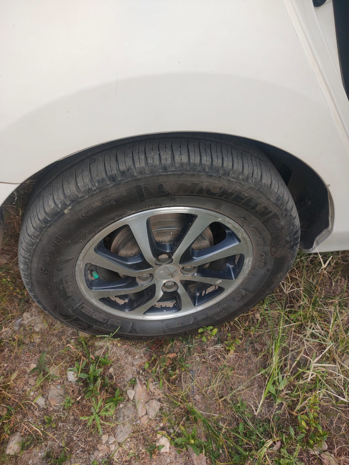 DAIHATSU  SIGRA  R