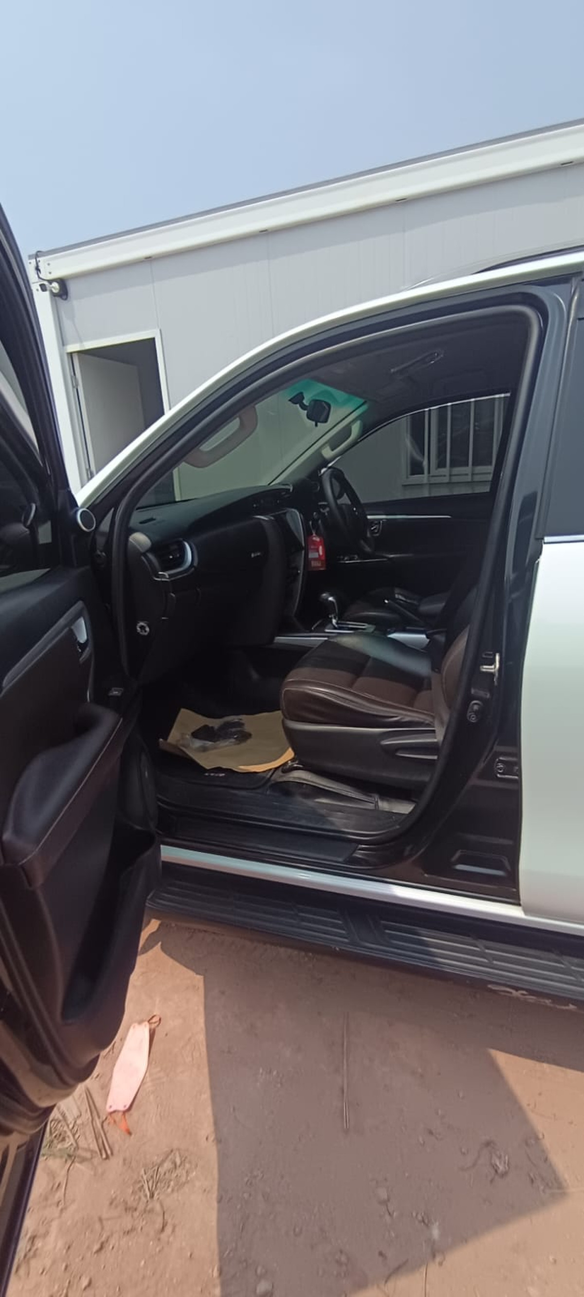 TOYOTA FORTUNER  2.4 VRZ