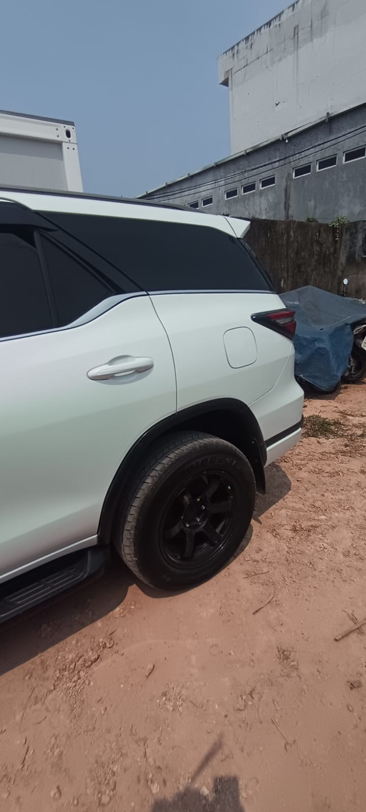 TOYOTA FORTUNER  2.4 VRZ