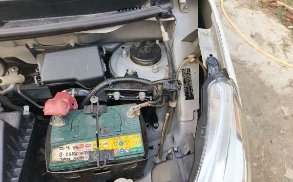 DAIHATSU SIGRA R