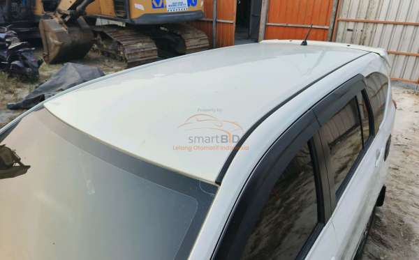 DAIHATSU SIGRA R