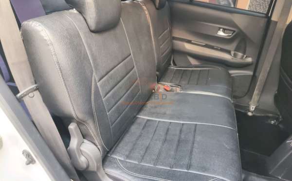 DAIHATSU SIGRA R