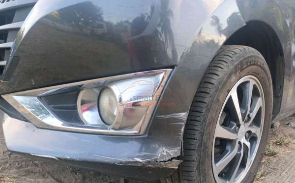 DAIHATSU  SIGRA  1.2 R