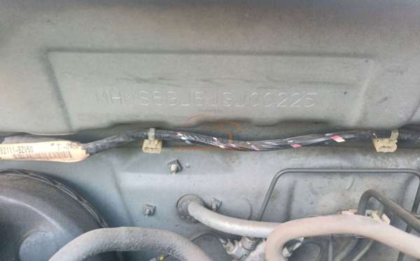 DAIHATSU  SIGRA  1.2 R