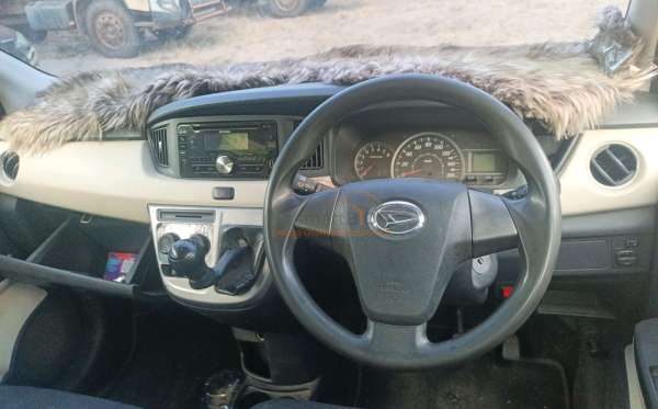 DAIHATSU  SIGRA  1.2 R