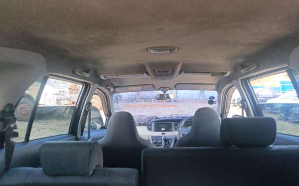DAIHATSU  SIGRA  1.2 R
