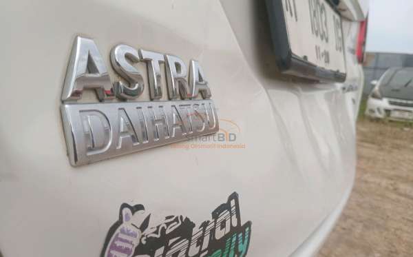DAIHATSU SIGRA D
