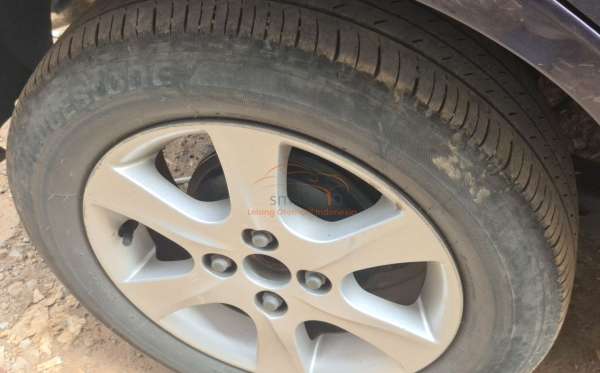 DAIHATSU SIRION