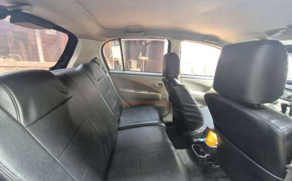DAIHATSU SIRION