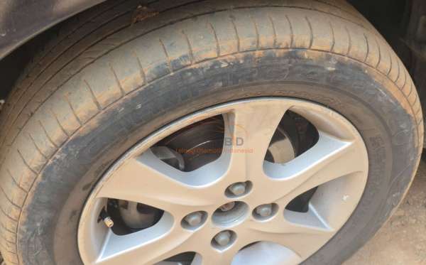 DAIHATSU SIRION