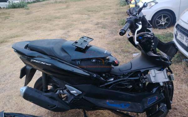 HONDA  PCX 160