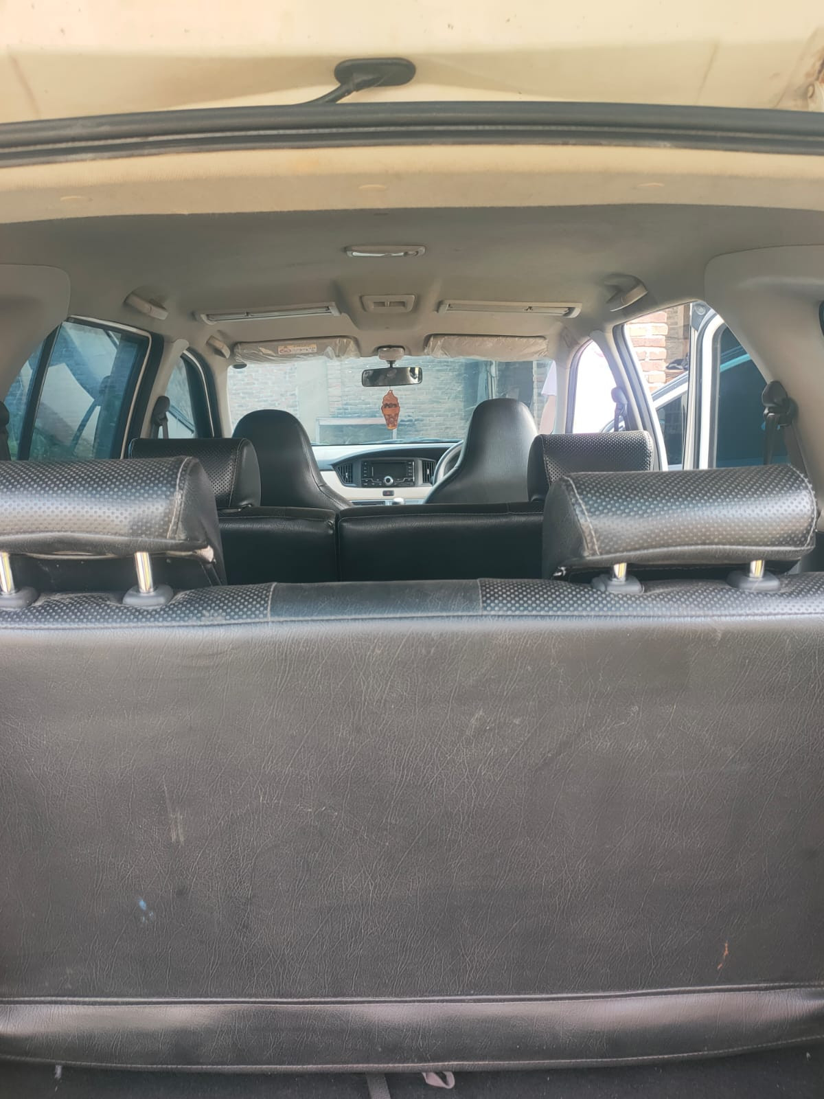 DAIHATSU  SIGRA  R