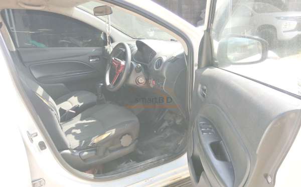 MITSUBISHI MIRAGE 1.2L GLX