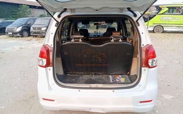 SUZUKI  ERTIGA  SDX