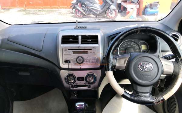 TOYOTA AGYA 1.0