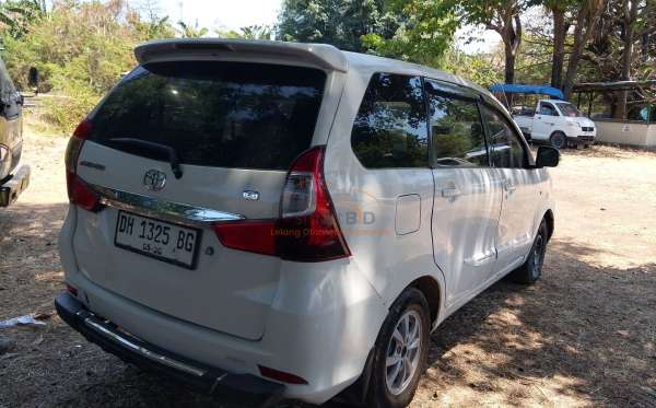 TOYOTA AVANZA
