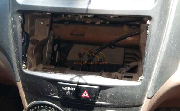 TOYOTA AVANZA