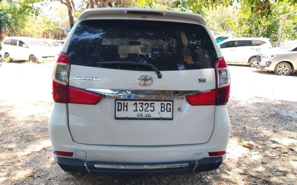 TOYOTA AVANZA