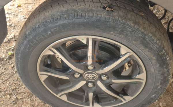 TOYOTA CALYA 1.2 G M/T