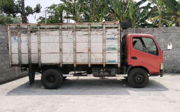TOYOTA DYNA 130 HT