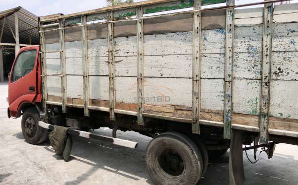 TOYOTA DYNA 130 HT