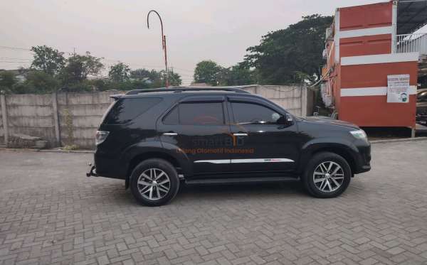 TOYOTA FORTUNER