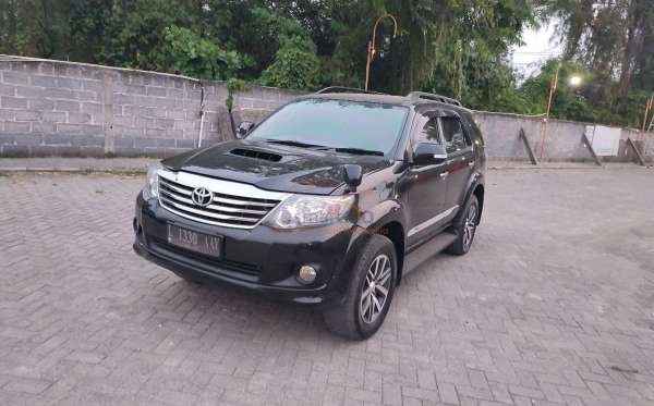 TOYOTA FORTUNER