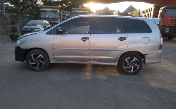 TOYOTA KIJANG INNOVA G
