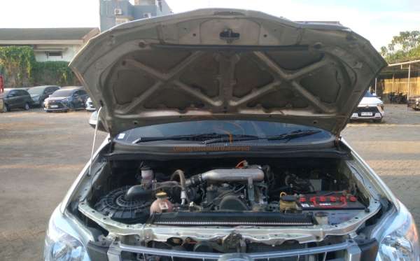 TOYOTA KIJANG INNOVA G