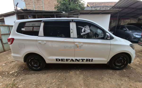 WULING  CONFERO  1.5 DB MY (4X2)