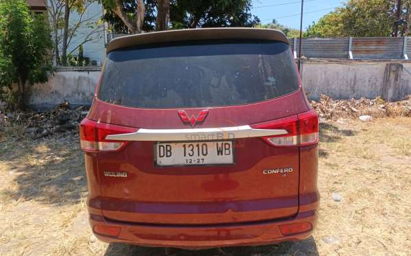 WULING CONFERO