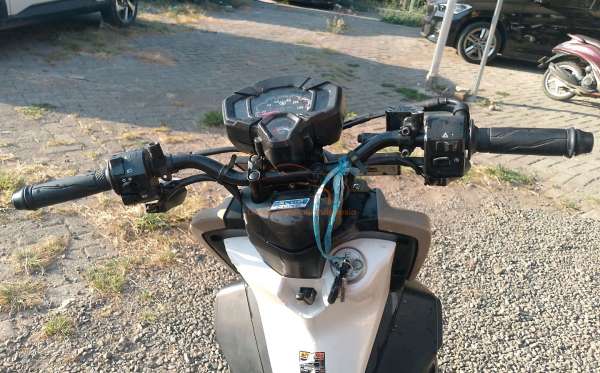 YAMAHA X RIDE 125