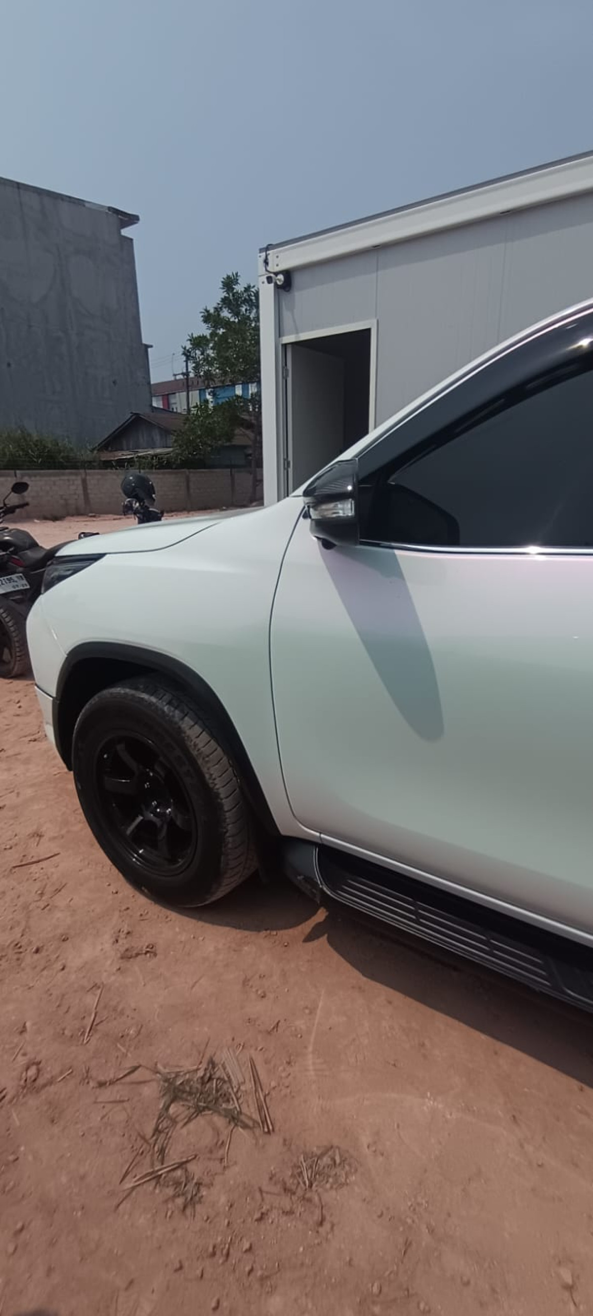 TOYOTA FORTUNER  2.4 VRZ