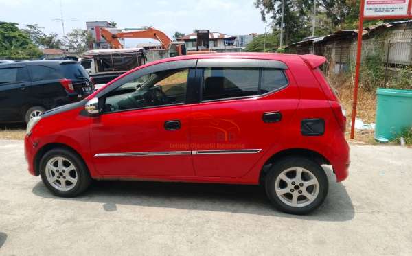 DAIHATSU AYLA 1.0 X